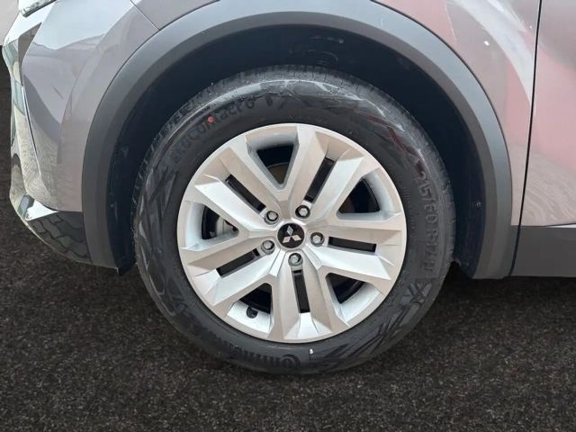 Mitsubishi ASX Invite