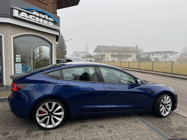 Tesla Model 3 AWD Performance