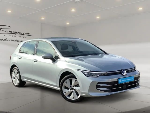 Volkswagen Golf 1.5 eTSI DSG Style