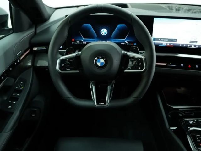 BMW 540 540d M-Sport Touring xDrive