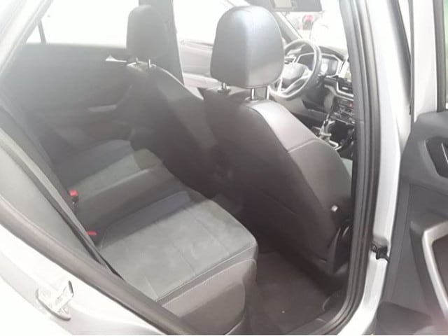 Volkswagen T-Roc 1.5 TSI DSG R-Line