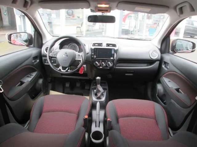 Mitsubishi Space Star Star