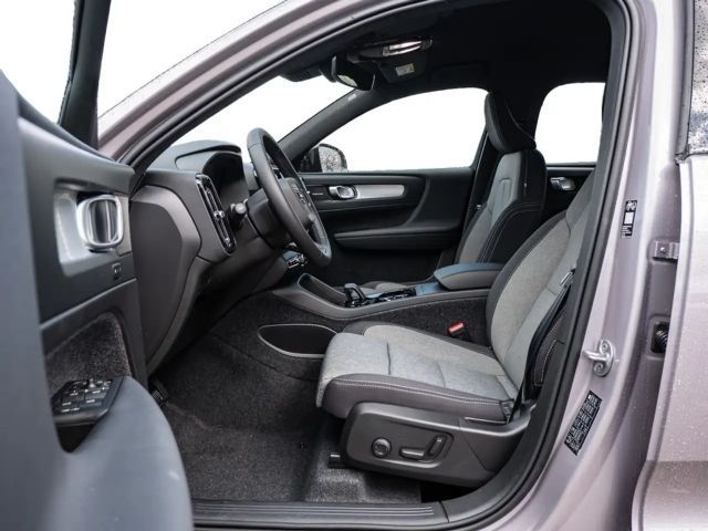 Volvo XC40 Dark Plus