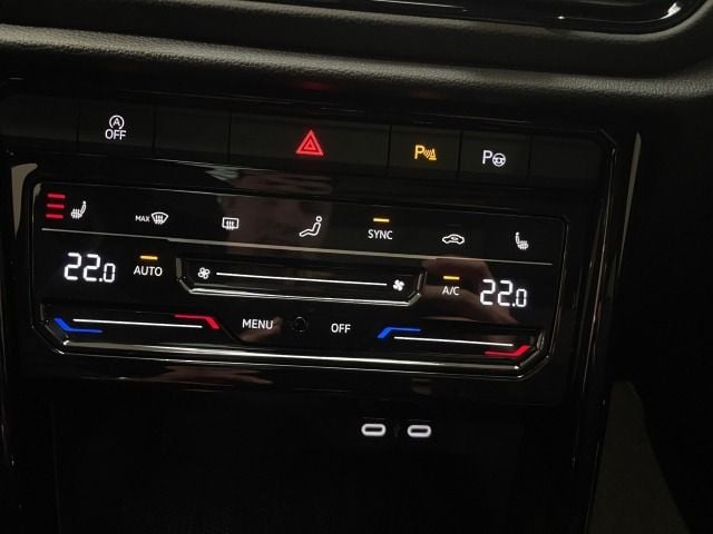 Volkswagen T-Roc 1.5 TSI DSG R-Line