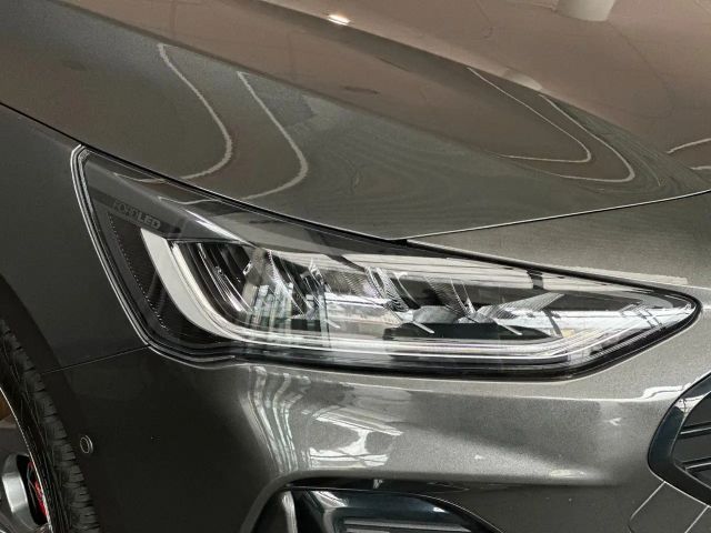 Ford Focus ST Line Wagon