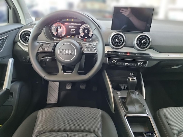 Audi Q2 30 TFSI S-Line