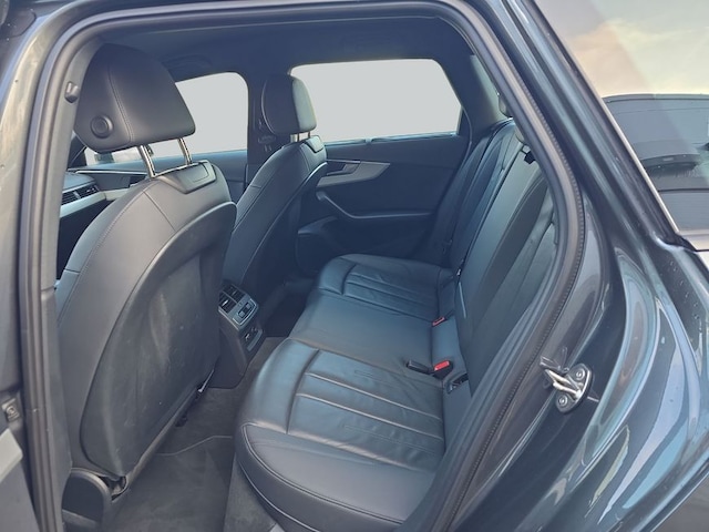 Audi A4 40 TDI Avant Quattro S-Line S-Tronic