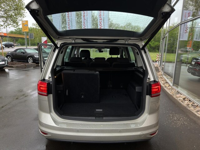 Volkswagen Touran 1.5 TSI DSG