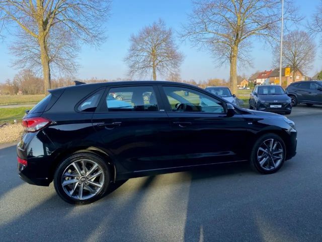 Hyundai i30 Hybrid Trend