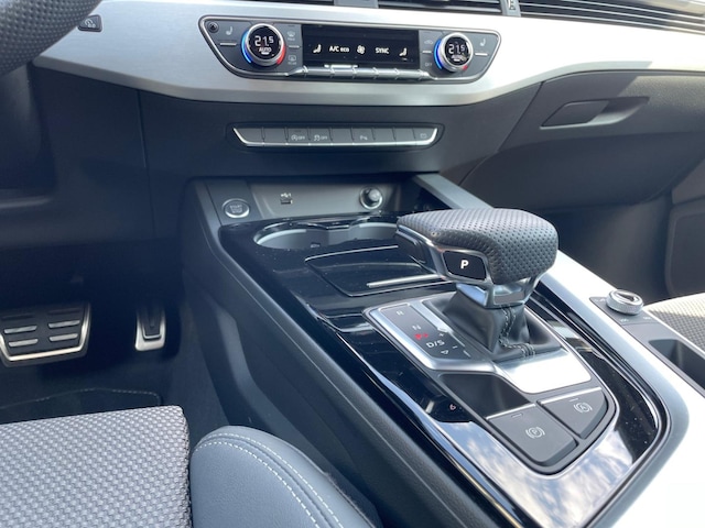 Audi A4 35 TFSI Avant S-Tronic