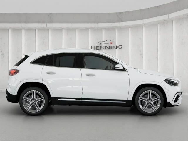 Mercedes-Benz GLA 180 AMG Line