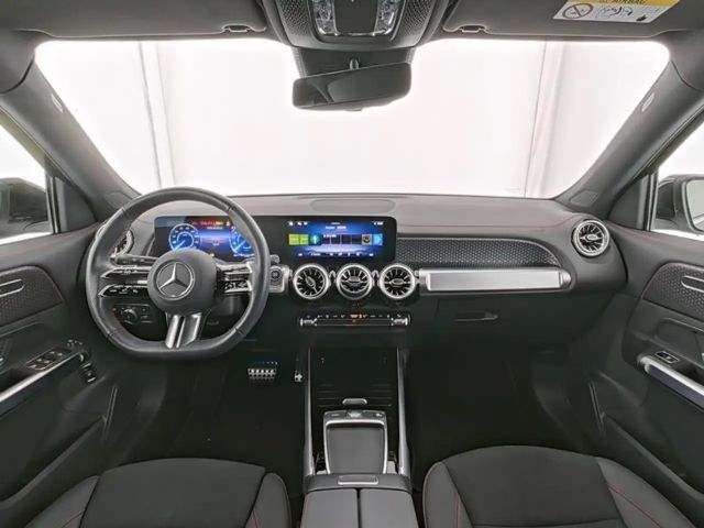 Mercedes-Benz EQB 300 4MATIC AMG Line