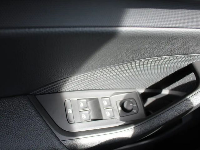 Skoda Octavia Essence TSI