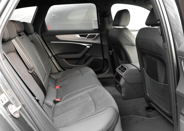 Audi A6 40 TDI Avant S-Line S-Tronic