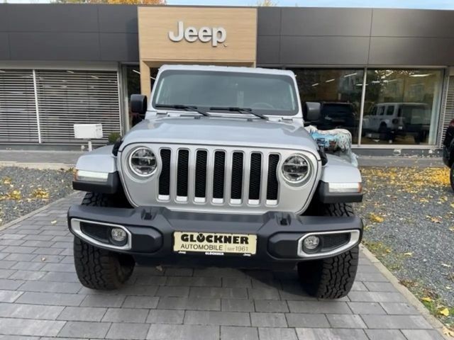 Jeep Wrangler Sahara