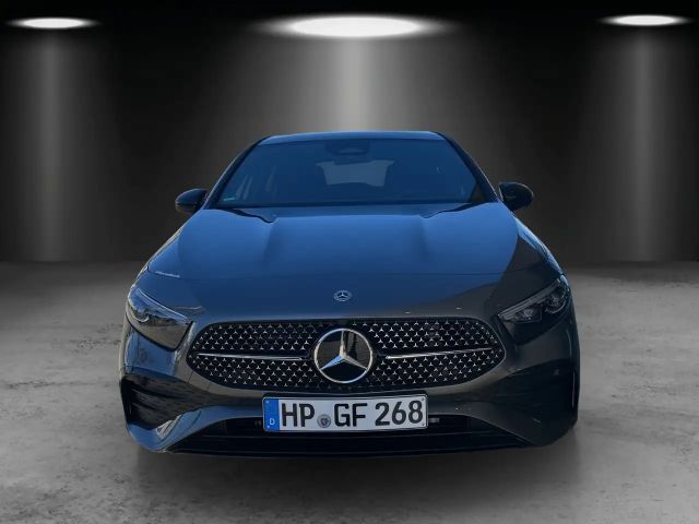 Mercedes-Benz A 220 A 220 d AMG Line Hatchback