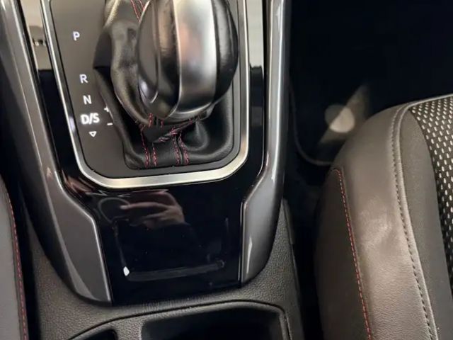 Volkswagen T-Roc 1.5 TSI DSG Sport