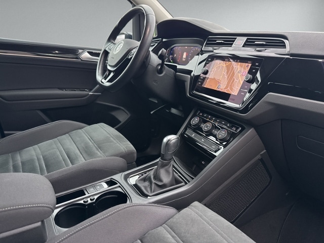 Volkswagen Touran 1.5 TSI DSG