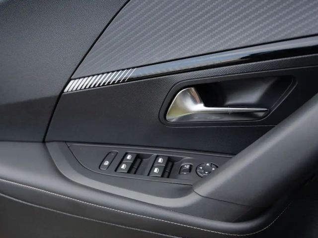 Peugeot 2008 Allure Pack EAT8 PureTech