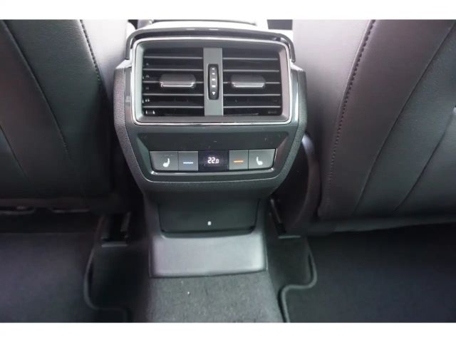 Skoda Karoq 1.5 TSI Tour