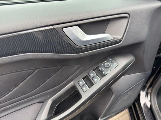 Ford Focus EcoBoost ST Line Wagon