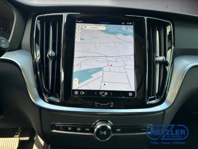 Volvo V60 Core Hybrid