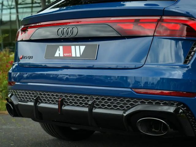 Audi RS Q8 perf 305KMH AHK MASSAGE OLED LASER KERAMIK