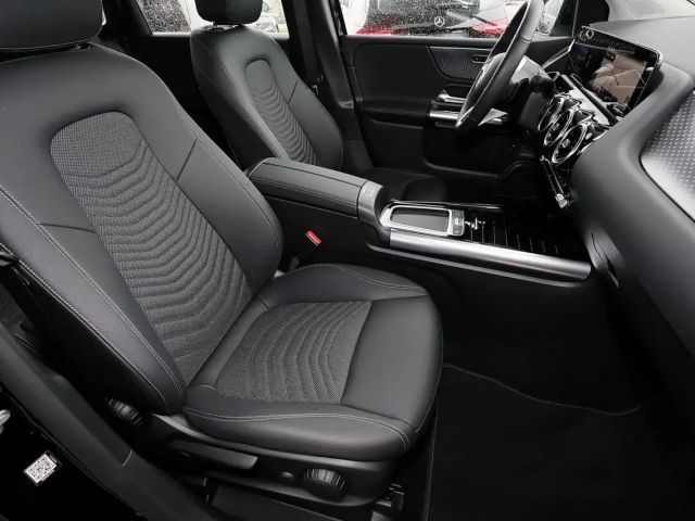 Mercedes-Benz B 200 Progressive