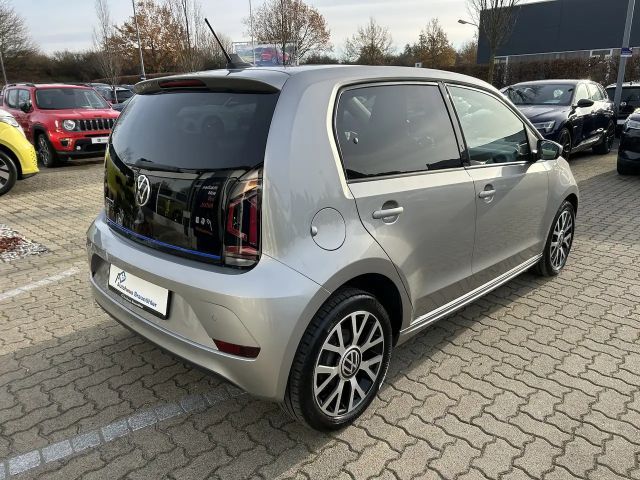 Volkswagen up! Plus Style