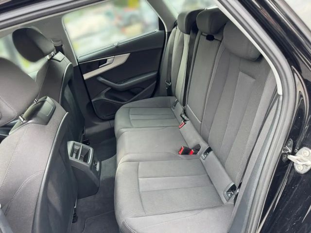 Audi A4 35 TDI Avant S-Tronic
