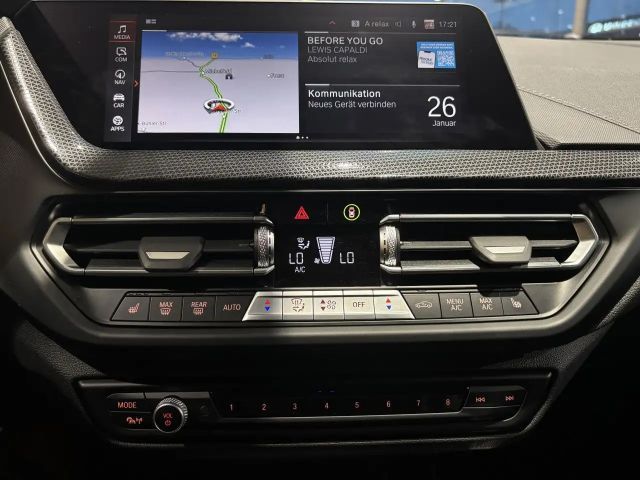 BMW 220 220i Coupé M-Sport xDrive