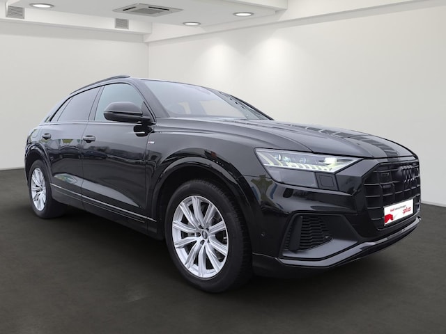 Audi Q8 55 TFSI Quattro