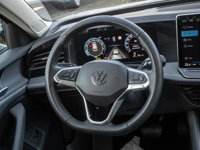 Volkswagen Passat 1.5 eTSI DSG Variant