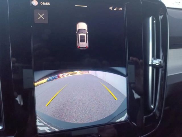 Volvo XC40 Dark Plus