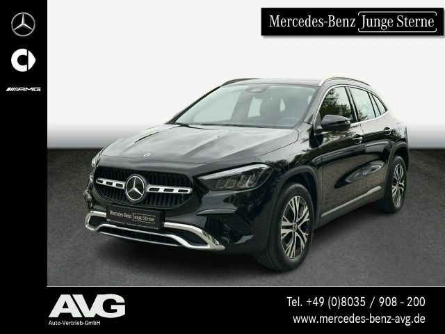 Mercedes-Benz GLA 200 Progressive