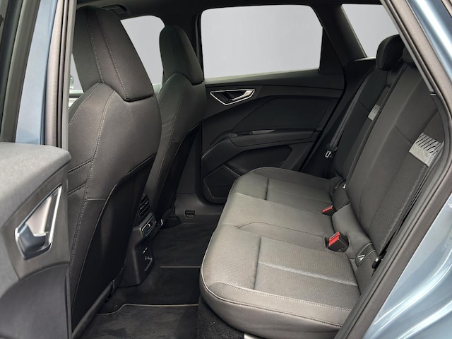 Audi Q4 e-tron SUV 45 e-tron Audi Q4 e-tron