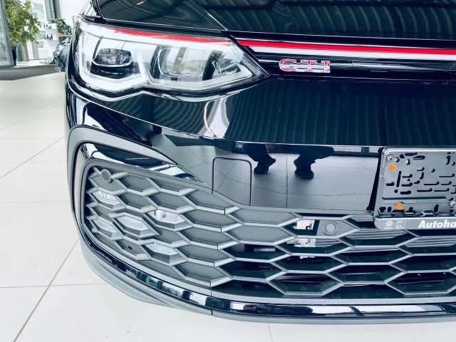 Volkswagen Golf DSG GTI Golf VIII IQ.Drive