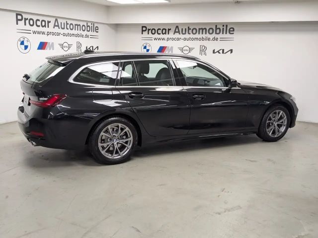 BMW 320 320i Touring