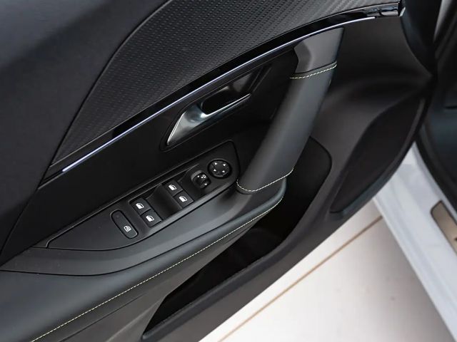 Peugeot E-2008 GT-Line