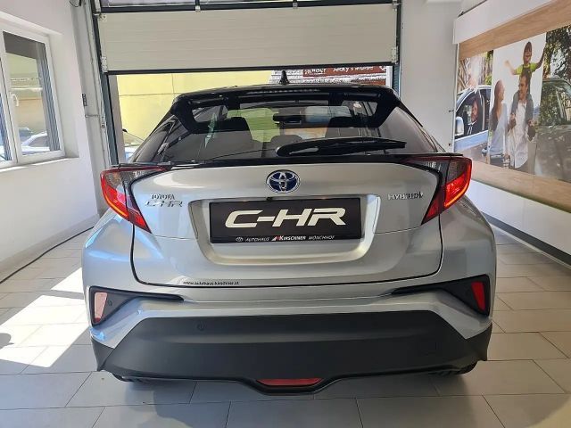 Toyota C-HR Active Hybride