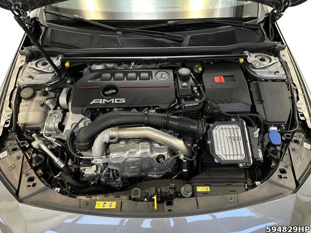 Mercedes-Benz CLA 35 AMG 4MATIC AMG Line Coupé