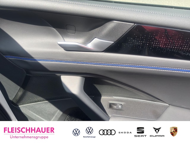 Volkswagen Tiguan 4Motion R-Line