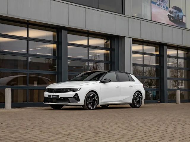 Opel Astra GSe Hybrid