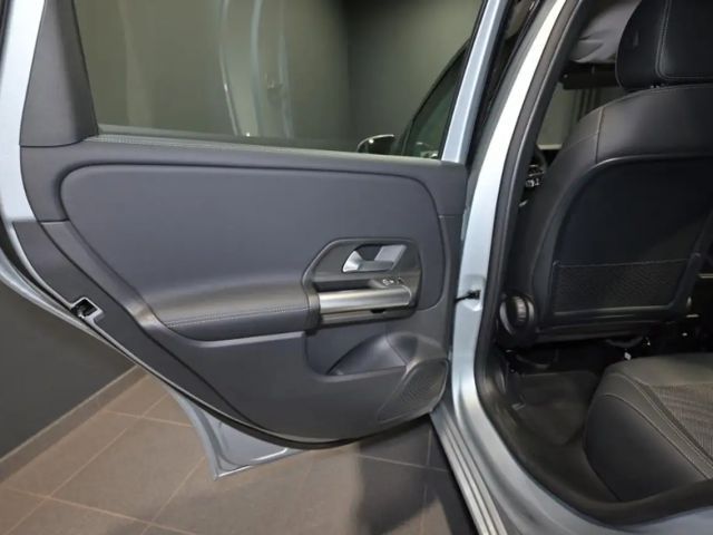 Mercedes-Benz B 200 Progressive