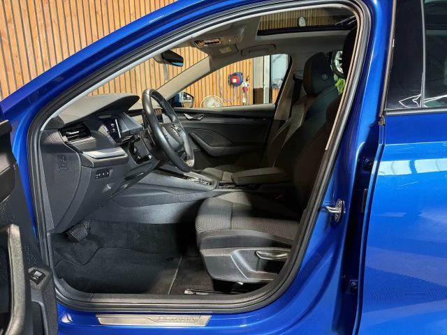 Skoda Octavia Combi iV