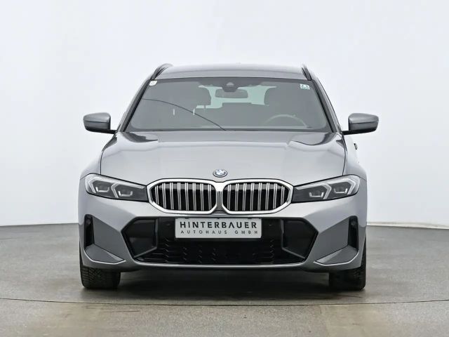 BMW 320 320e M-Sport xDrive