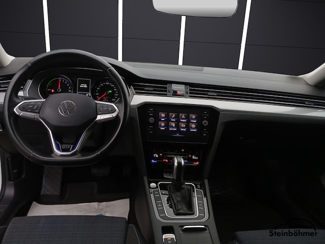 Volkswagen Passat GTE Variant