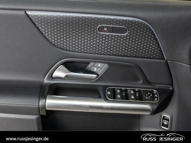 Mercedes-Benz B 200 Progressive Sedan