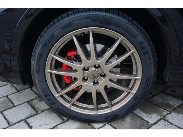 Ford Kuga Plug in Hybrid ST Line X