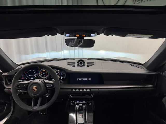 Porsche 911 Carrera Coupé GTS